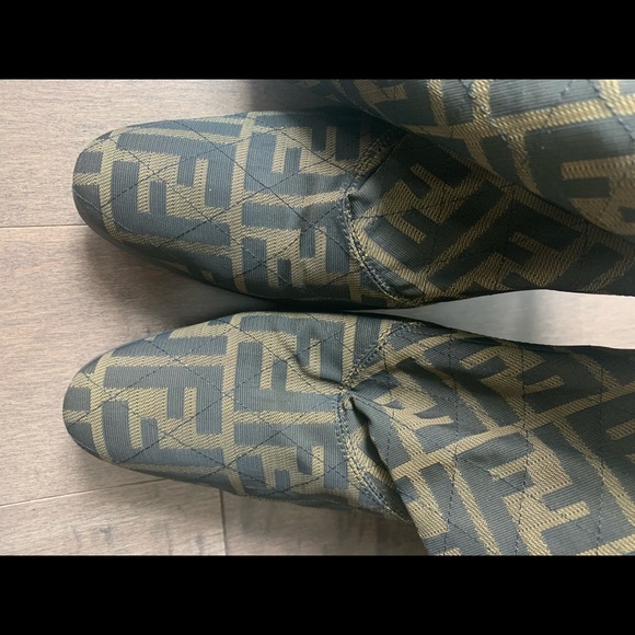 Fendi Monogram Zucca print Knee High boots - Picture 4 of 6